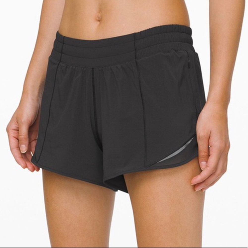 Lululemon Hotty hot shorts black size 2